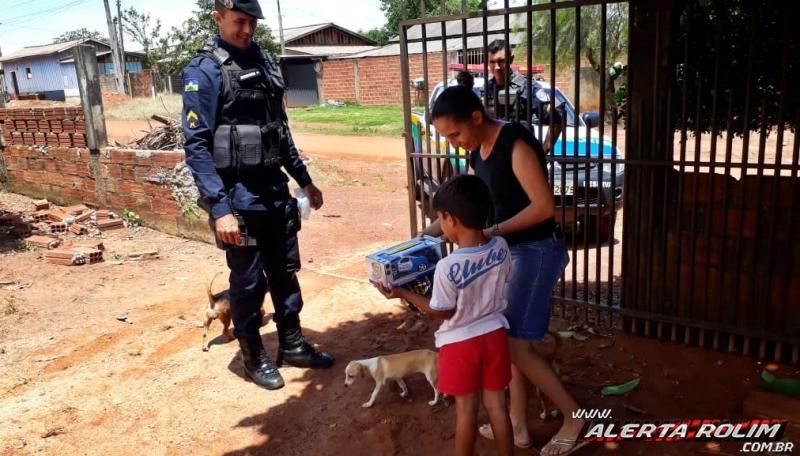 Várias crianças na área do 10º BPM tem singelos sonhos realizados pela Polícia Militar Várias crianças na área do 10º BPM tem singelos sonhos realizados pela Polícia Militar