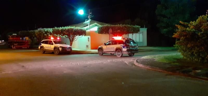 Homem é assassinado a tiros no bairro Industrial, em Cacoal Homem é assassinado a tiros no bairro Industrial, em Cacoal