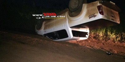 Motorista perde controle da direção e capota caminhonete, em Alta Floresta  Motorista perde controle da direção e capota caminhonete, em Alta Floresta
