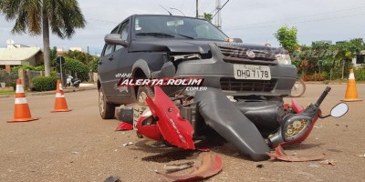 Rolim de Moura – Condutora de moto é socorrida com suspeita de fratura na perna ao ser atingida por carro nessa manhã de sexta-feira - Vídeo