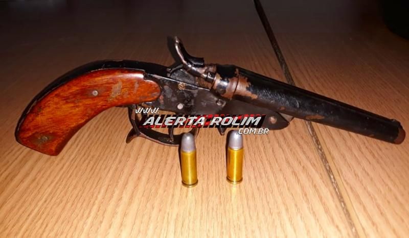 Rolim de Moura - Moto roubada é recuperada, arma de fogo é apreendida e bandido acaba preso pela equipe do PATAMO da PM Rolim de Moura - Moto roubada é recuperada, arma de fogo é apreendida e bandido acaba preso pela equipe do PATAMO da PM