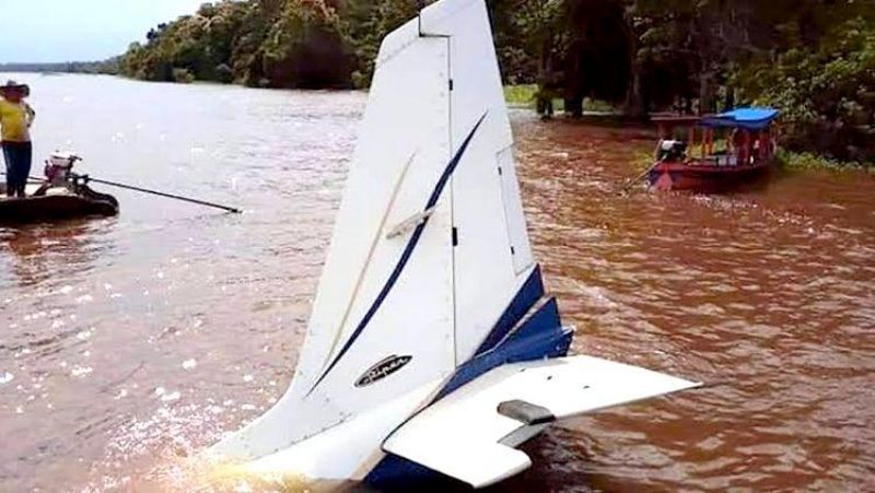 Aeronave cai em Rio Jamari com empresário e mais duas pessoas, em RO Aeronave cai em Rio Jamari com empresário e mais duas pessoas, em RO