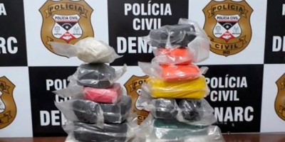 Dupla é presa com mais de 20 quilos de cocaína, em Porto Velho Dupla é presa com mais de 20 quilos de cocaína, em Porto Velho