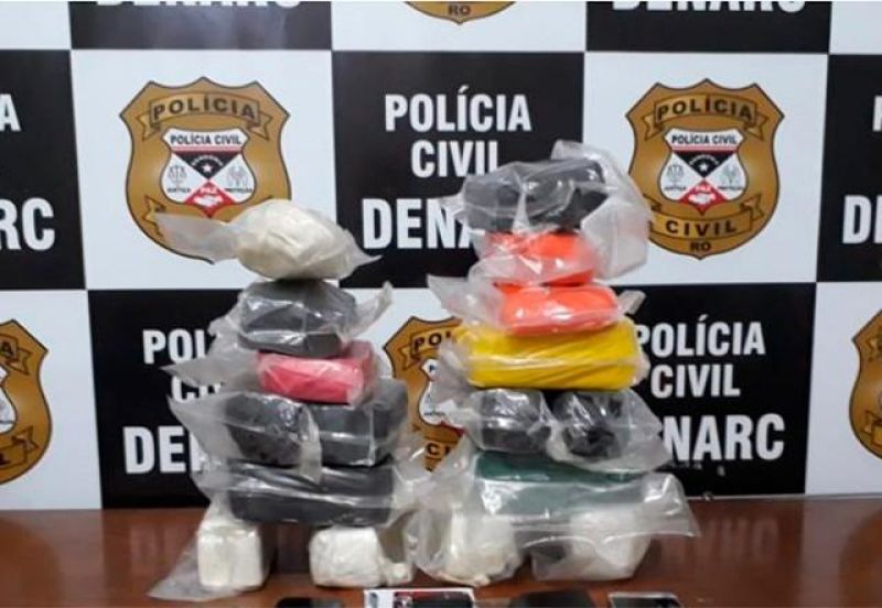 Dupla é presa com mais de 20 quilos de cocaína, em Porto Velho