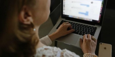 Em Vilhena, mulher de 42 anos perde mais de R$ 20 mil ao cair em golpe de “namorado” que havia conhecido na internet Em Vilhena, mulher de 42 anos perde mais de R$ 20 mil ao cair em golpe de “namorado” que havia conhecido na internet
