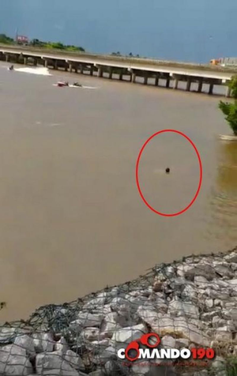 Homem desaparece após nadar nas águas do rio Machado, em Ji-Paraná - VÍDEO Homem desaparece após nadar nas águas do rio Machado, em Ji-Paraná - VÍDEO