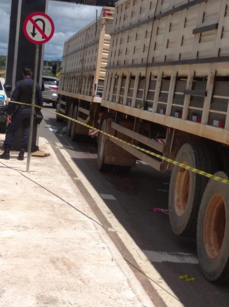 Ji-Paraná - Idosa, vítima de acidente nesta sexta, tinha 69 anos e pedia dinheiro no semáforo Ji-Paraná - Idosa, vítima de acidente nesta sexta, tinha 69 anos e pedia dinheiro no semáforo