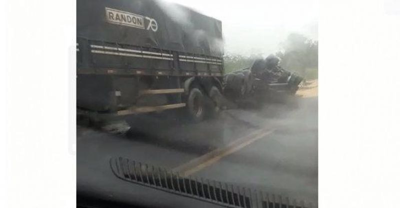 Jaru: Após acidente, BR-364 já tem mais de 10 km de congestionamento  Jaru: Após acidente, BR-364 já tem mais de 10 km de congestionamento