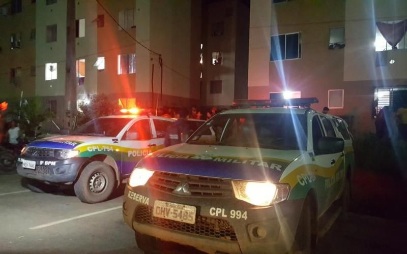 Mulher leva rapaz que conheceu em festa para casa e é esfaqueada, em Porto Velho Mulher leva rapaz que conheceu em festa para casa e é esfaqueada, em Porto Velho