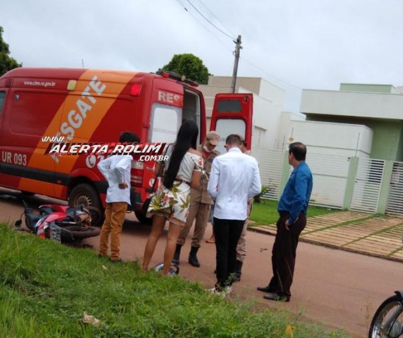Rolim de Moura – Colisão traseira envolvendo duas motos resulta em um ferido nessa manhã de sábado Rolim de Moura – Colisão traseira envolvendo duas motos resulta em um ferido nessa manhã de sábado