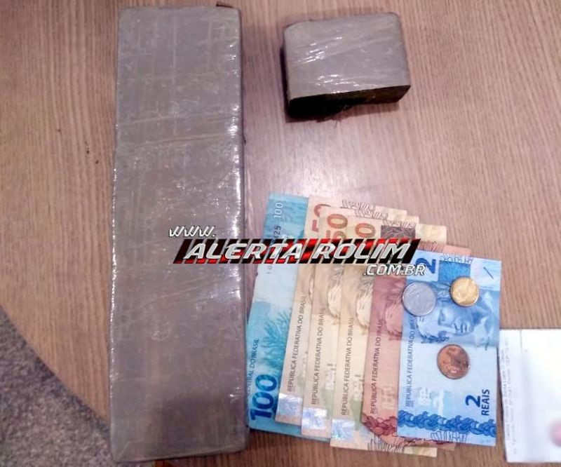 Rolim de Moura – Duas mulheres foram presas pela PM e PC com droga que seria transportada de Santa Luzia à Pimenta Bueno Rolim de Moura – Duas mulheres foram presas pela PM e PC com droga que seria transportada de Santa Luzia à Pimenta Bueno