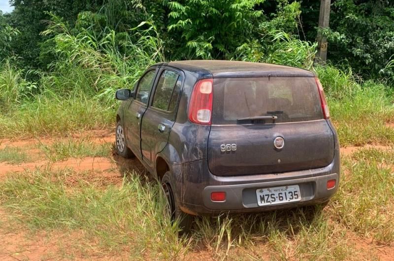 Veículo produto de estelionato é localizado e motorista tenta atropelar policial, em Espigão do Oeste Veículo produto de estelionato é localizado e motorista tenta atropelar policial, em Espigão do Oeste