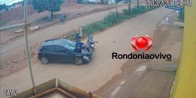 Câmera de segurança registra grave acidente entre carro e moto que estava na contramão, em Porto Velho Câmera de segurança registra grave acidente entre carro e moto que estava na contramão, em Porto Velho