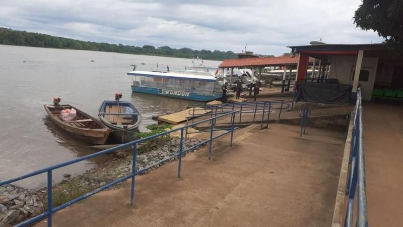 Coronavírus: Bolivianos são presos tentando entrar ilegalmente de barco no Brasil Coronavírus: Bolivianos são presos tentando entrar ilegalmente de barco no Brasil