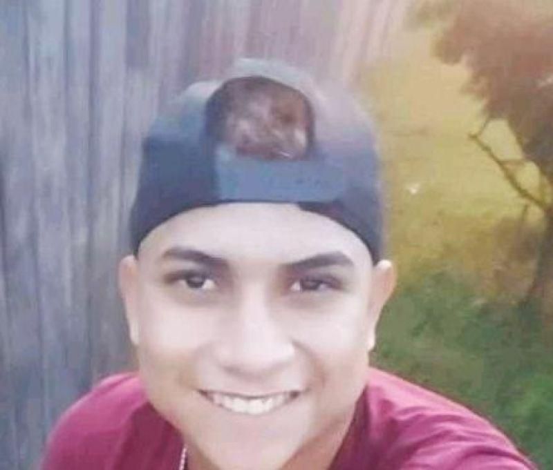 Costa Marques- Polícia Civil desvenda homicídio e prende dois suspeitos de matarem jovem que foi jogado dentro do poço Costa Marques- Polícia Civil desvenda homicídio e prende dois suspeitos de matarem jovem que foi jogado dentro do poço