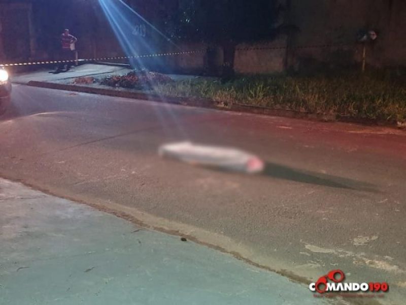 Homem é executado com dois tiros em plena via pública, em Ji-Paraná Homem é executado com dois tiros em plena via pública, em Ji-Paraná