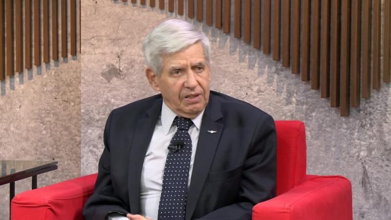 Ministro Augusto Heleno diz que seu exame deu positivo para coronavírus Ministro Augusto Heleno diz que seu exame deu positivo para coronavírus