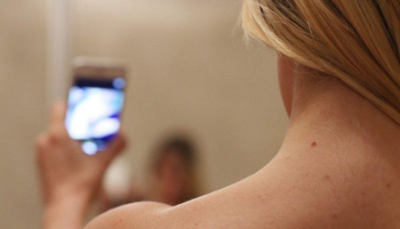 Polícia Civil alerta jovens para o “Golpe do Nudes” que vem sendo aplicado, em Rondônia Polícia Civil alerta jovens para o “Golpe do Nudes” que vem sendo aplicado, em Rondônia