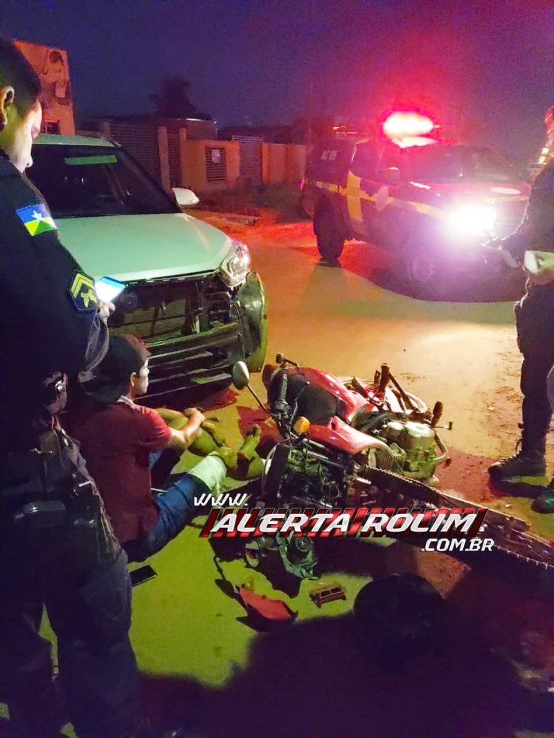 Rolim de Moura – Acidente de trânsito envolvendo moto e carro é registrado no Bairro Planalto- Vídeo Rolim de Moura – Acidente de trânsito envolvendo moto e carro é registrado no Bairro Planalto- Vídeo