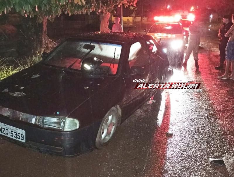 Rolim de Moura – Durante a madrugada, motociclista é socorrido pelos bombeiros após atingir traseira de veículo estacionado Rolim de Moura – Durante a madrugada, motociclista é socorrido pelos bombeiros após atingir traseira de veículo estacionado