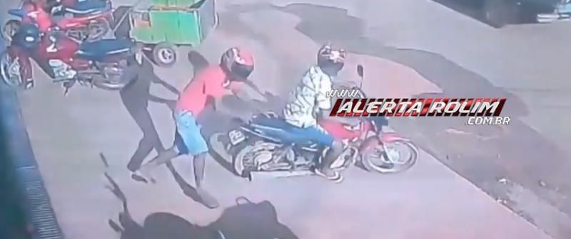 Rolim de Moura – Horas depois de roubar joalheria, dupla tenta cometer assalto em mercado no Boa Esperança; assista ao vídeo da tentativa Rolim de Moura – Horas depois de roubar joalheria, dupla tenta cometer assalto em mercado no Boa Esperança; assista ao vídeo da tentativa