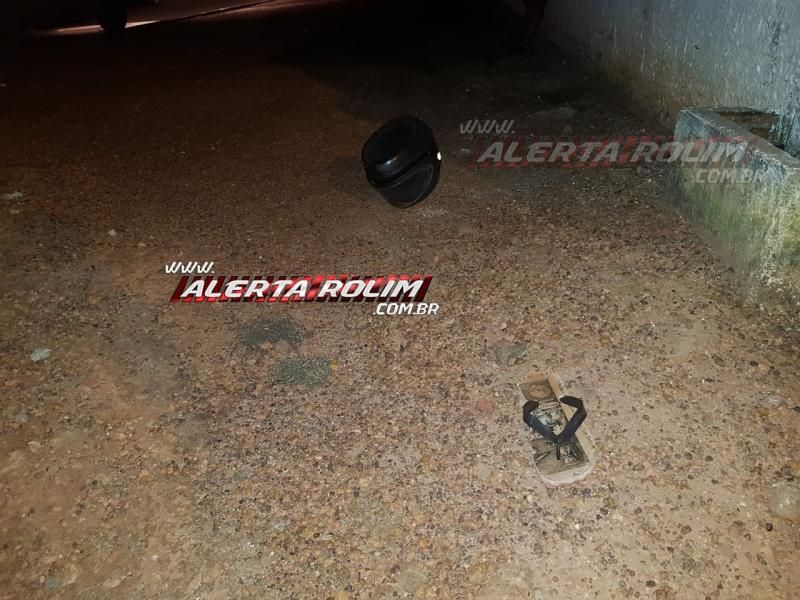 Rolim de Moura – Motociclista fica ferido após avançar preferencial e se chocar contra viatura da Polícia Civil Rolim de Moura – Motociclista fica ferido após avançar preferencial e se chocar contra viatura da Polícia Civil