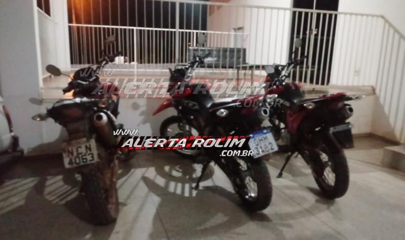 Rolim de Moura – Urgente! 03 motos roubadas são recuperadas pela Polícia Militar do 10º Batalhão Rolim de Moura – Urgente! 03 motos roubadas são recuperadas pela Polícia Militar do 10º Batalhão
