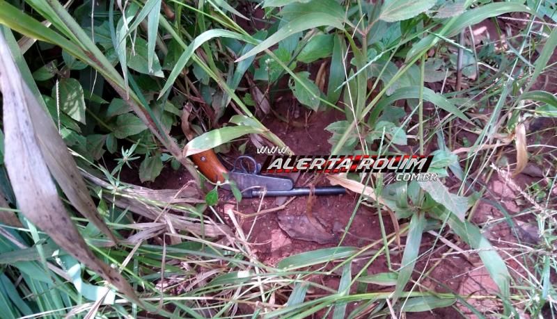Terceira arma de fogo é apreendida pela PM, na região da Zona da Mata, durante Operação Paz no Campo Terceira arma de fogo é apreendida pela PM, na região da Zona da Mata, durante Operação Paz no Campo
