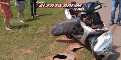 Motociclista fica ferido ao ser atingido por caminhão na RO-010, em Rolim de Moura  Motociclista fica ferido ao ser atingido por caminhão na RO-010, em Rolim de Moura