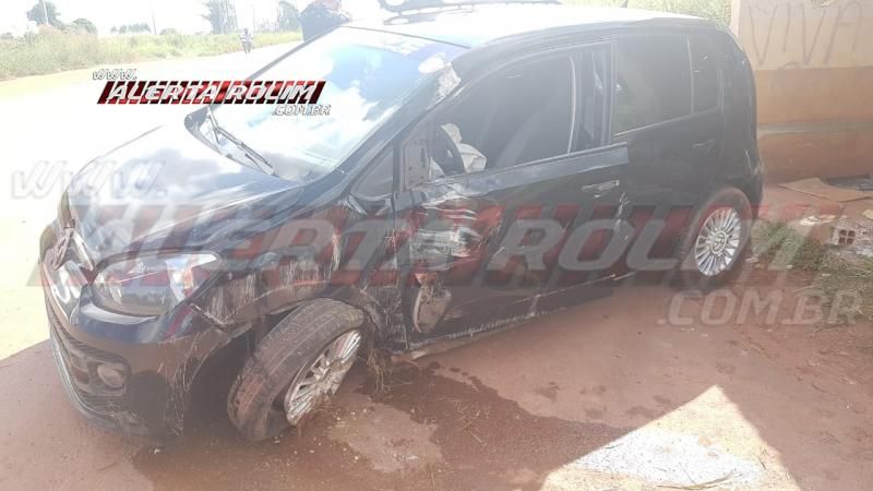 Devido a buracos na pista, mais um motorista se acidenta na RO-010 próximo a linha 192, em Rolim de Moura – Vídeo Devido a buracos na pista, mais um motorista se acidenta na RO-010 próximo a linha 192, em Rolim de Moura – Vídeo