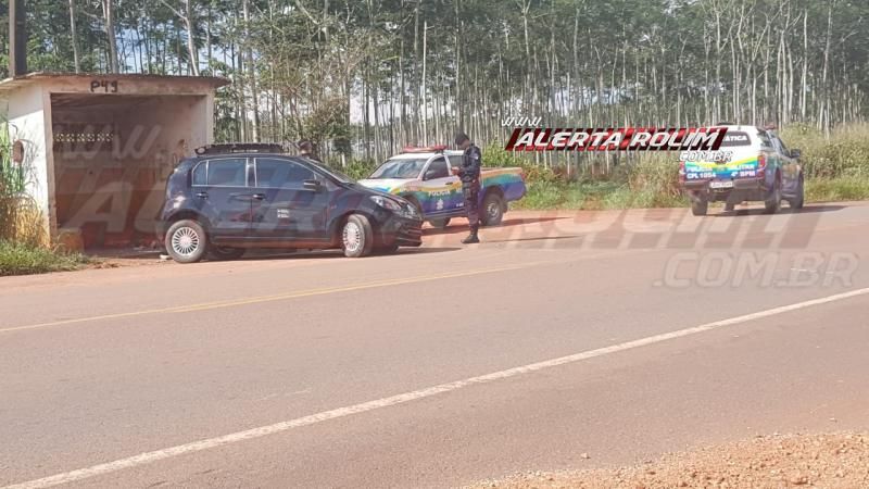 Devido a buracos na pista, mais um motorista se acidenta na RO-010 próximo a linha 192, em Rolim de Moura – Vídeo Devido a buracos na pista, mais um motorista se acidenta na RO-010 próximo a linha 192, em Rolim de Moura – Vídeo