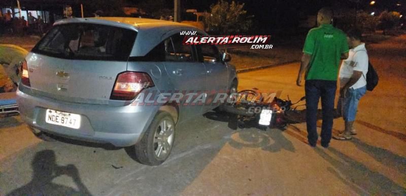 Rolim de Moura - Mais um acidente de trânsito é registrado nesta quarta-feira; motociclista foi socorrido após ser atingido por carro na Avenida Norte Sul - Vídeo Rolim de Moura - Mais um acidente de trânsito é registrado nesta quarta-feira; motociclista foi socorrido após ser atingido por carro na Avenida Norte Sul - Vídeo