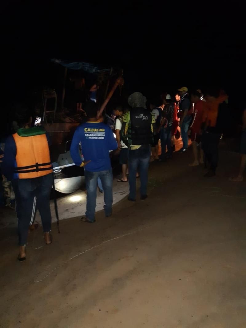 URGENTE – Corpo de homem que estava desaparecido no Rio Machado foi localizado nesta manhã de segunda-feira, em Cacoal URGENTE – Corpo de homem que estava desaparecido no Rio Machado foi localizado nesta manhã de segunda-feira, em Cacoal