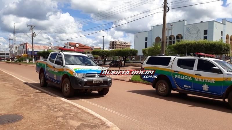 Urgente! Homem é esfaqueado no centro da cidade, em Rolim de Moura - Vídeo Urgente! Homem é esfaqueado no centro da cidade, em Rolim de Moura - Vídeo