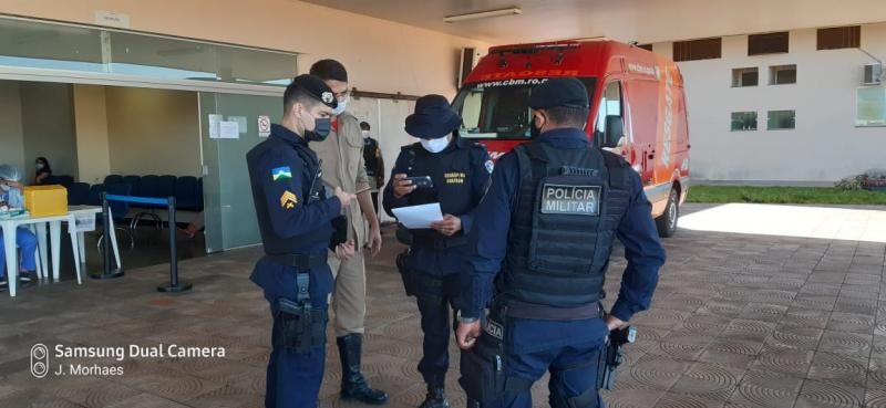 Após negociação, jovem que queria cometer suicídio desiste de pular da ponte do Rio Machado, em Cacoal Após negociação, jovem que queria cometer suicídio desiste de pular da ponte do Rio Machado, em Cacoal