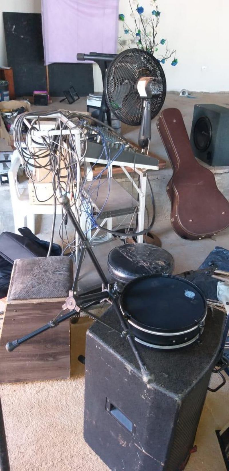 Incêndio durante a madrugada deste domingo destrói Igreja, em Alto Alegre dos Parecis Incêndio durante a madrugada deste domingo destrói Igreja, em Alto Alegre dos Parecis