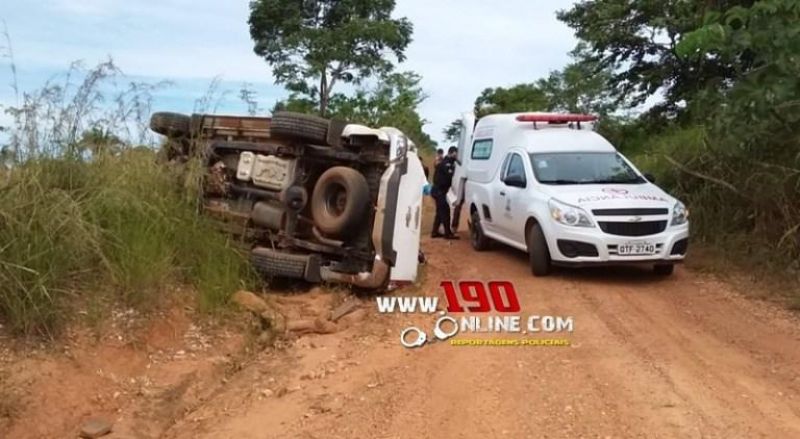 Jovem de 19 anos morre após caminhonete capotar na linha P-46, em Alta Floresta do Oeste Jovem de 19 anos morre após caminhonete capotar na linha P-46, em Alta Floresta do Oeste