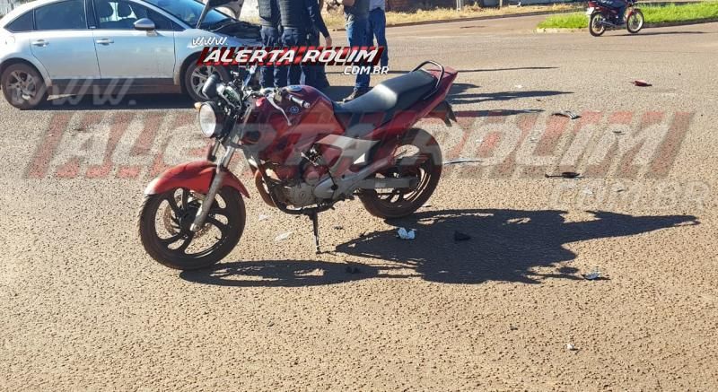 Mais uma colisão entre carro e moto foi registrada nesta manhã, em Rolim de Moura Mais uma colisão entre carro e moto foi registrada nesta manhã, em Rolim de Moura