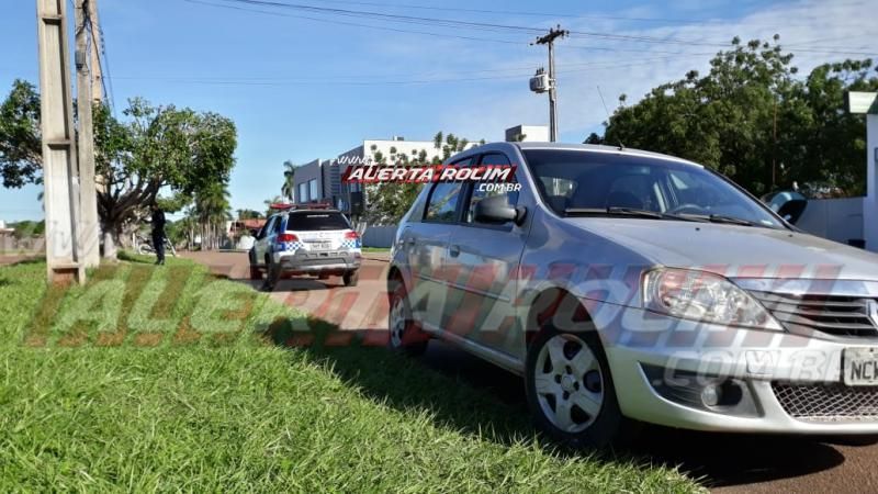 Motociclista fica ferido ao colidir com carro nesta manhã de sexta-feira, em Rolim de Moura Motociclista fica ferido ao colidir com carro nesta manhã de sexta-feira, em Rolim de Moura