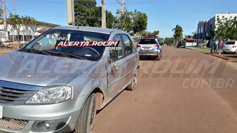 Motociclista fica ferido ao colidir com carro nesta manhã de sexta-feira, em Rolim de Moura Motociclista fica ferido ao colidir com carro nesta manhã de sexta-feira, em Rolim de Moura