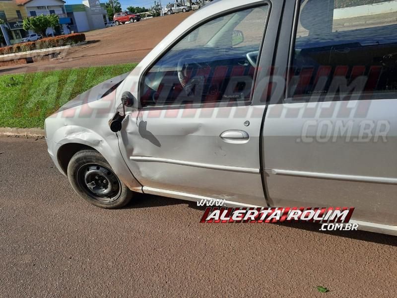 Motociclista fica ferido ao colidir com carro nesta manhã de sexta-feira, em Rolim de Moura Motociclista fica ferido ao colidir com carro nesta manhã de sexta-feira, em Rolim de Moura