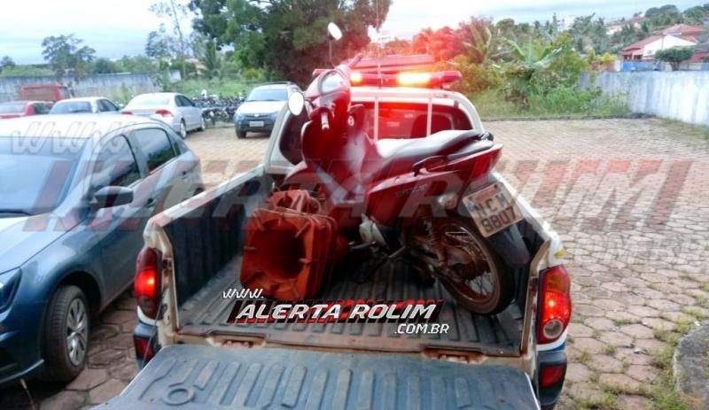 URGENTE – Duas motos roubadas são recuperadas pela Polícia Militar do 10º Batalhão, em Rolim de Moura URGENTE – Duas motos roubadas são recuperadas pela Polícia Militar do 10º Batalhão, em Rolim de Moura