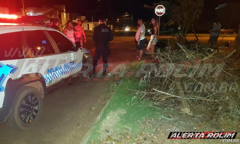 URGENTE - Motociclista que sofreu queda após passar por quebra-molas não resistiu e morreu no pronto-socorro, em Rolim de Moura URGENTE - Motociclista que sofreu queda após passar por quebra-molas não resistiu e morreu no pronto-socorro, em Rolim de Moura