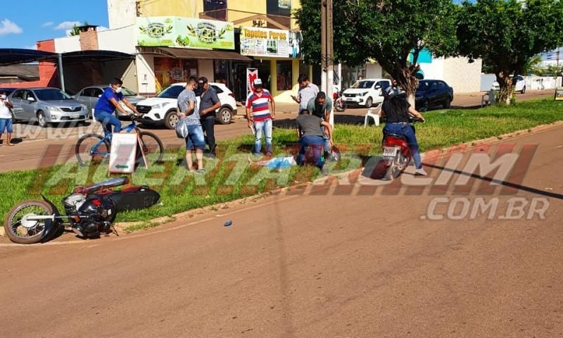 Colisão entre carro e moto na Av. Norte Sul resulta em uma pessoa ferida, em Rolim de Moura Colisão entre carro e moto na Av. Norte Sul resulta em uma pessoa ferida, em Rolim de Moura