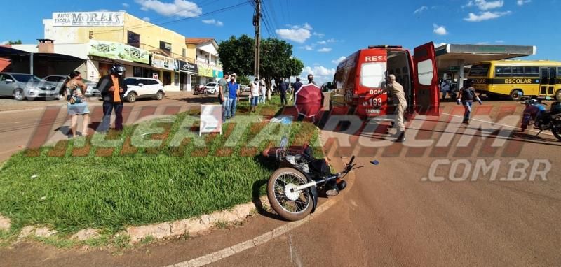 Colisão entre carro e moto na Av. Norte Sul resulta em uma pessoa ferida, em Rolim de Moura Colisão entre carro e moto na Av. Norte Sul resulta em uma pessoa ferida, em Rolim de Moura