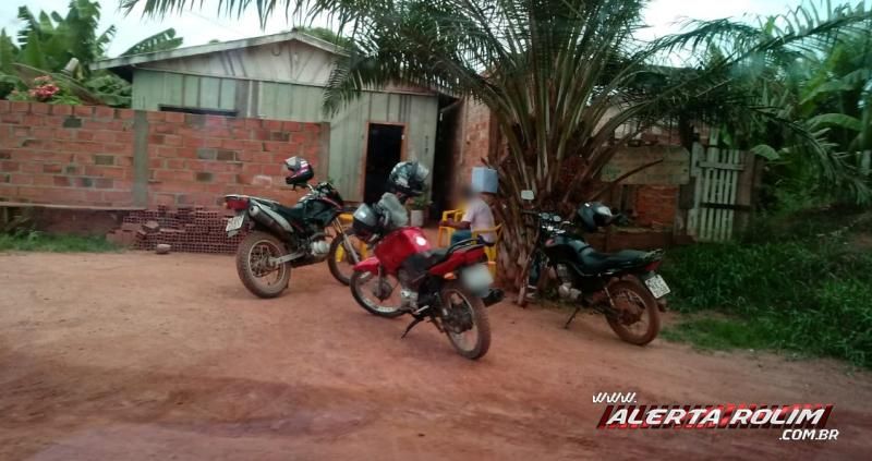 Durante operação em conjunto entre PM e PC, duas bocas de fumo são estouradas e traficantes são presos, em Rolim de Moura Durante operação em conjunto entre PM e PC, duas bocas de fumo são estouradas e traficantes são presos, em Rolim de Moura