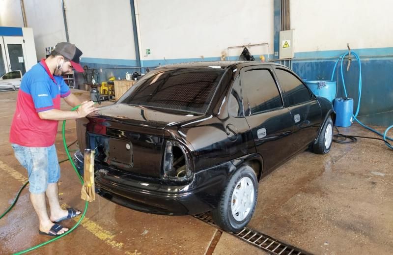 Eder Pneus Autocenter, em Rolim de Moura Eder Pneus Autocenter, em Rolim de Moura