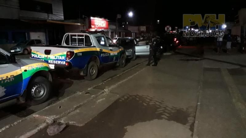 Ex-PM morre em UPA após ser esfaqueado no pescoço, em Porto Velho Ex-PM morre em UPA após ser esfaqueado no pescoço, em Porto Velho