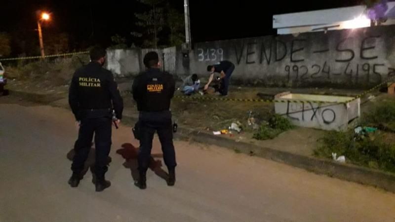Homem é assassinado a pauladas no Jardim dos Estados, em Jaru Homem é assassinado a pauladas no Jardim dos Estados, em Jaru