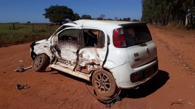 Idoso morre após colisão entre veículos na área rural de Cerejeiras Idoso morre após colisão entre veículos na área rural de Cerejeiras